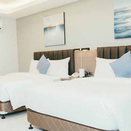 Ns Royal Hotel Cebu Εξωτερικό φωτογραφία
